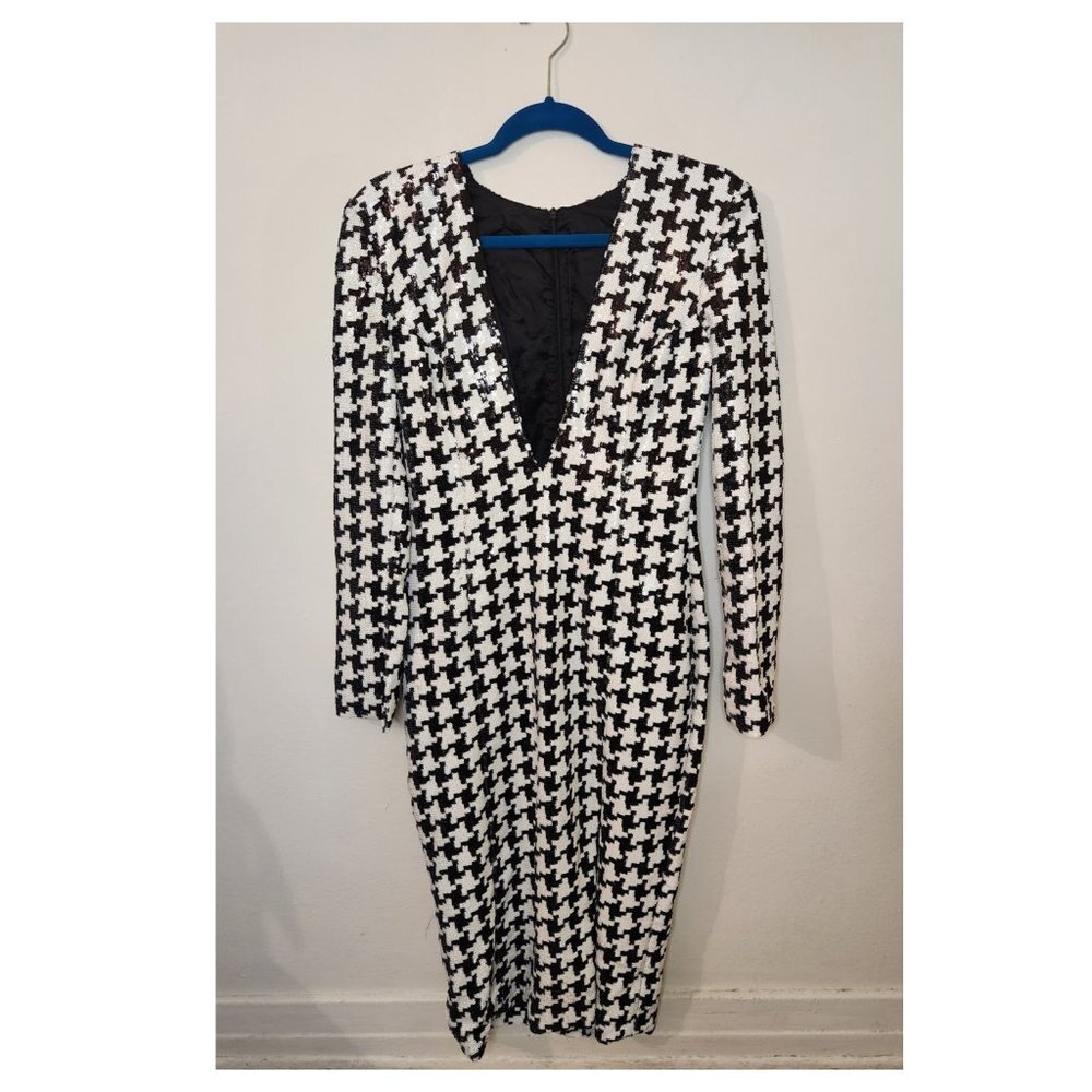 Hamel Sequin Houndstooth Plunging V Midi Dress - image 2